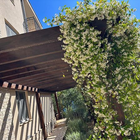 Vila Familia Hvar Vrboska Exterior foto