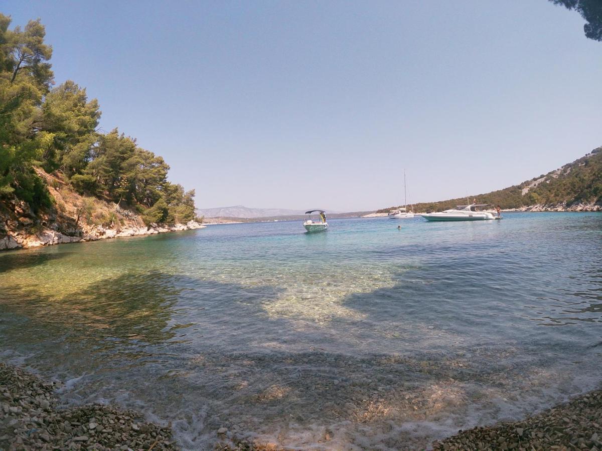 Vila Familia Hvar Vrboska Exterior foto