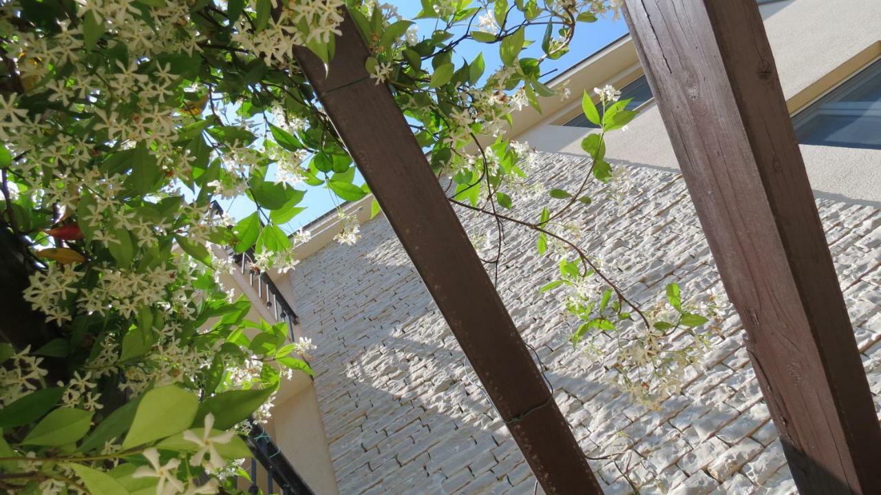 Vila Familia Hvar Vrboska Exterior foto